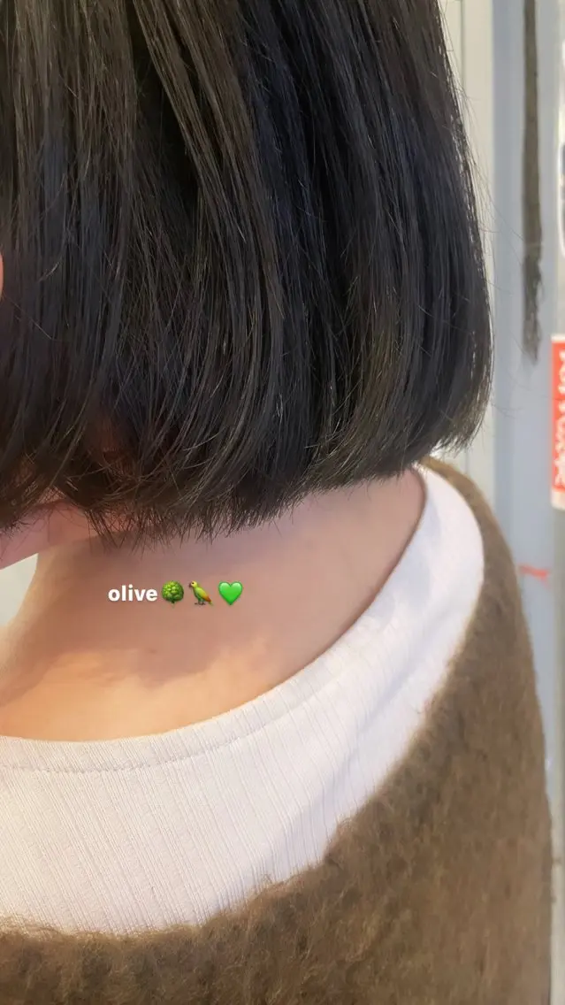ショート カラー 大庭 渚紗のヘアスタイル