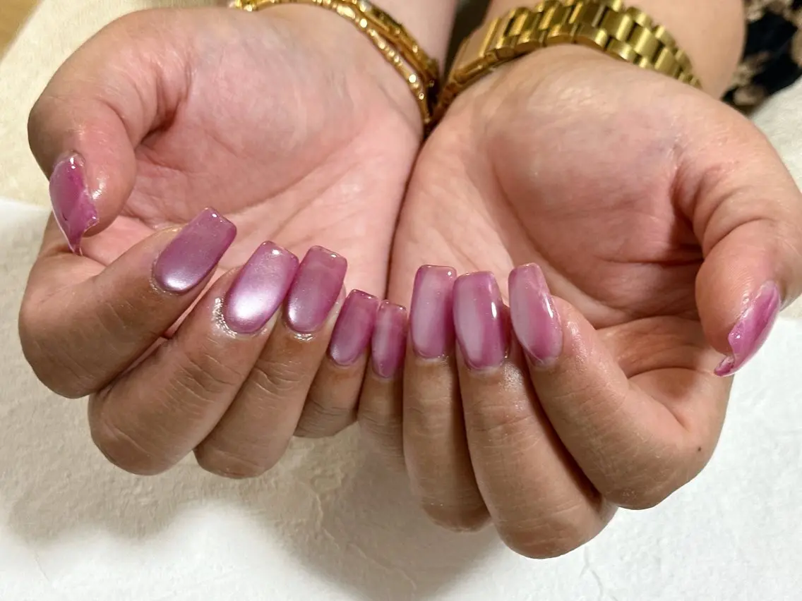 ネイル オーロラネイル フットネイル フレンチネイル ジェルネイル マグネットネイル mogunail &blowのネイルデザイン