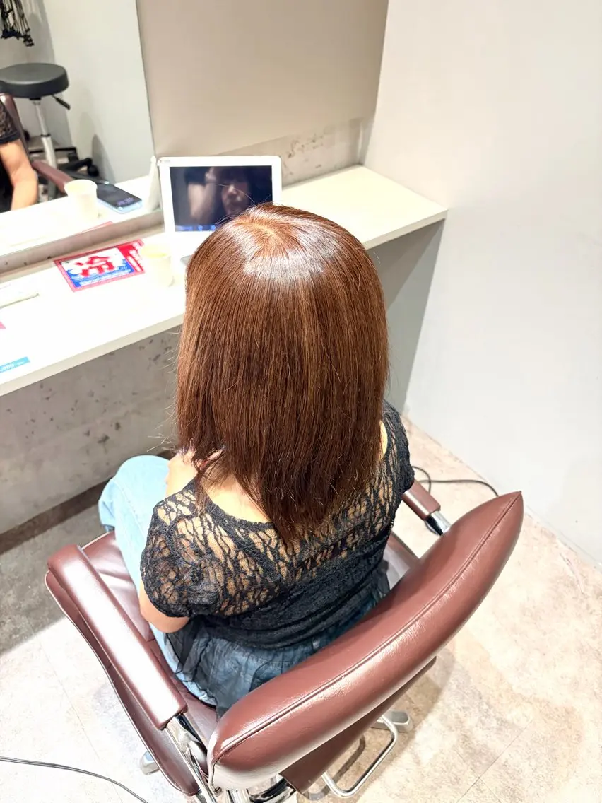 カラー ヘアカラー 楠原 彩加のヘアスタイル