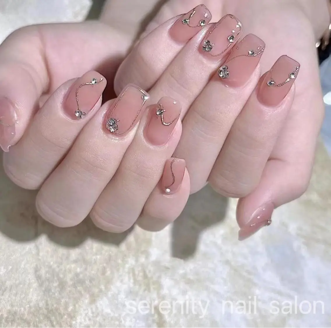 ネイル ハンドネイル ハンドケア ✨Serenity Nail salonのネイルデザイン