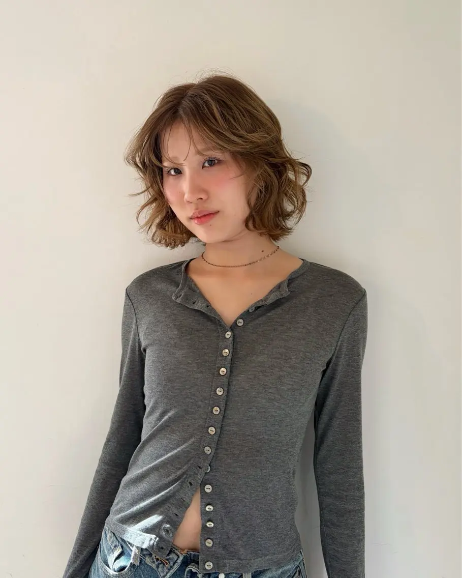 ミディアム カット ヘアカラー 🧣misaki 🧣のヘアスタイル