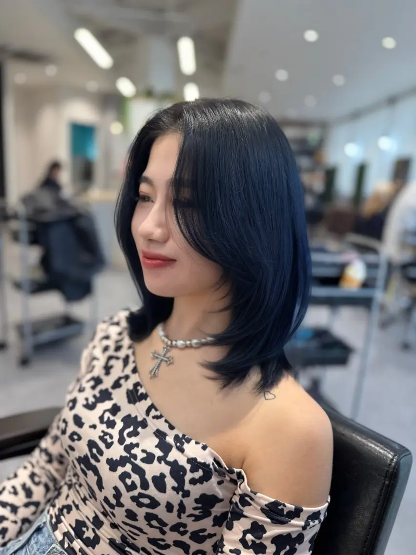 ミディアム ボブ レイヤーカット カット ヘアカラー トリートメント レイヤー/髪質改善/ Momokaのヘアスタイル