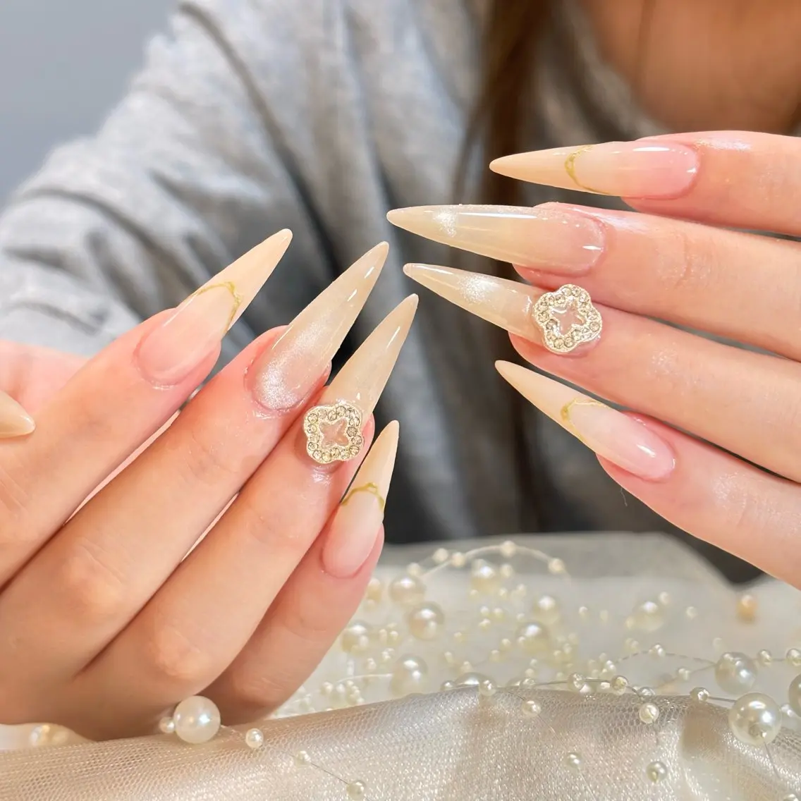 ネイル 桜ネイル 長さ出し フレンチネイル 韓国ネイル マグネットネイル ハンドネイル Kiwami nailsalonのネイルデザイン
