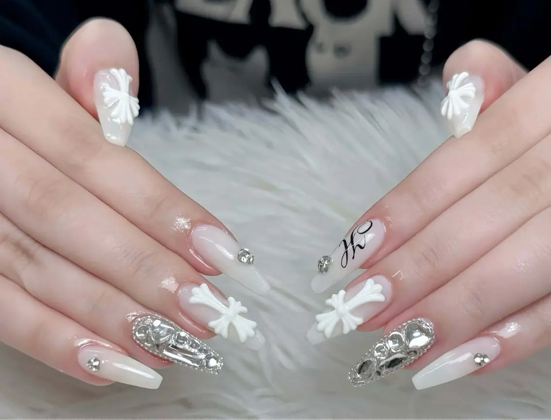 ネイル ハンドネイル REI NAIL1のネイルデザイン