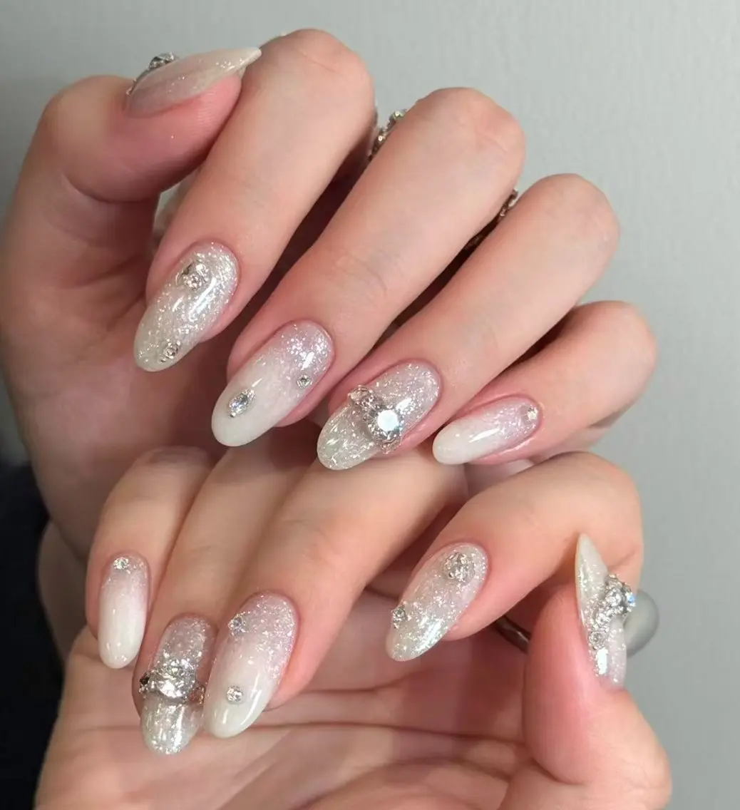 ネイル アートネイル オーロラネイル チークネイル フレンチネイル ガラスフレンチ ハンドネイル 🎀🎀YooLi Nail Salonのネイルデザイン