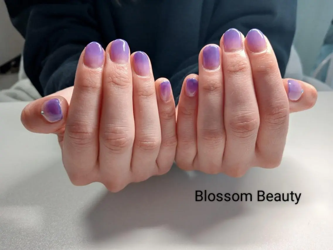 ネイル グラデーション Blossom Beauty eriのネイルデザイン