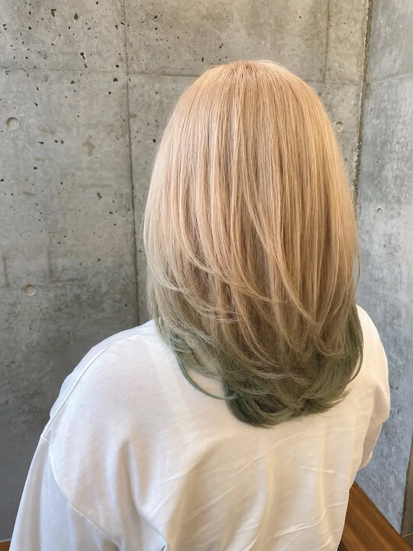 セミロング カラー 🌈艶ハイトーン特化 🌈NOZOMUのヘアスタイル