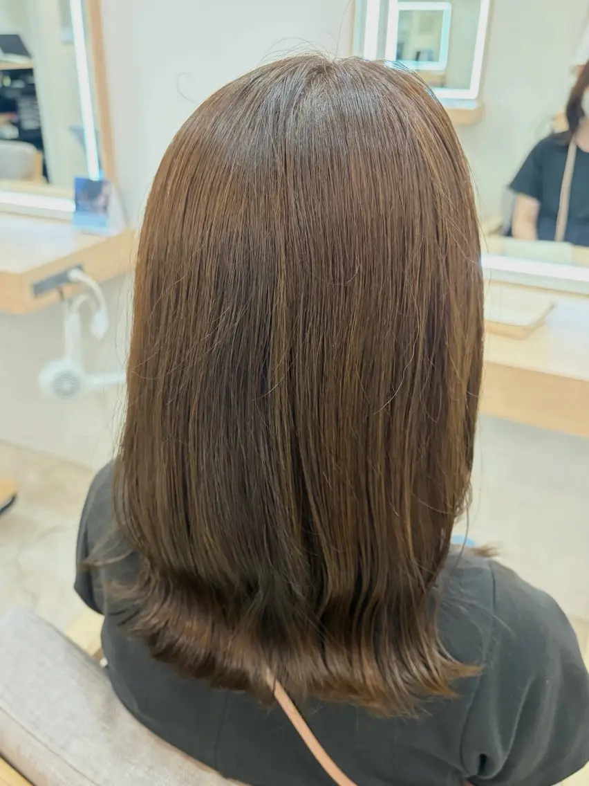 カラー オリーブカラー ヘアカラー 杉山 愛のヘアスタイル