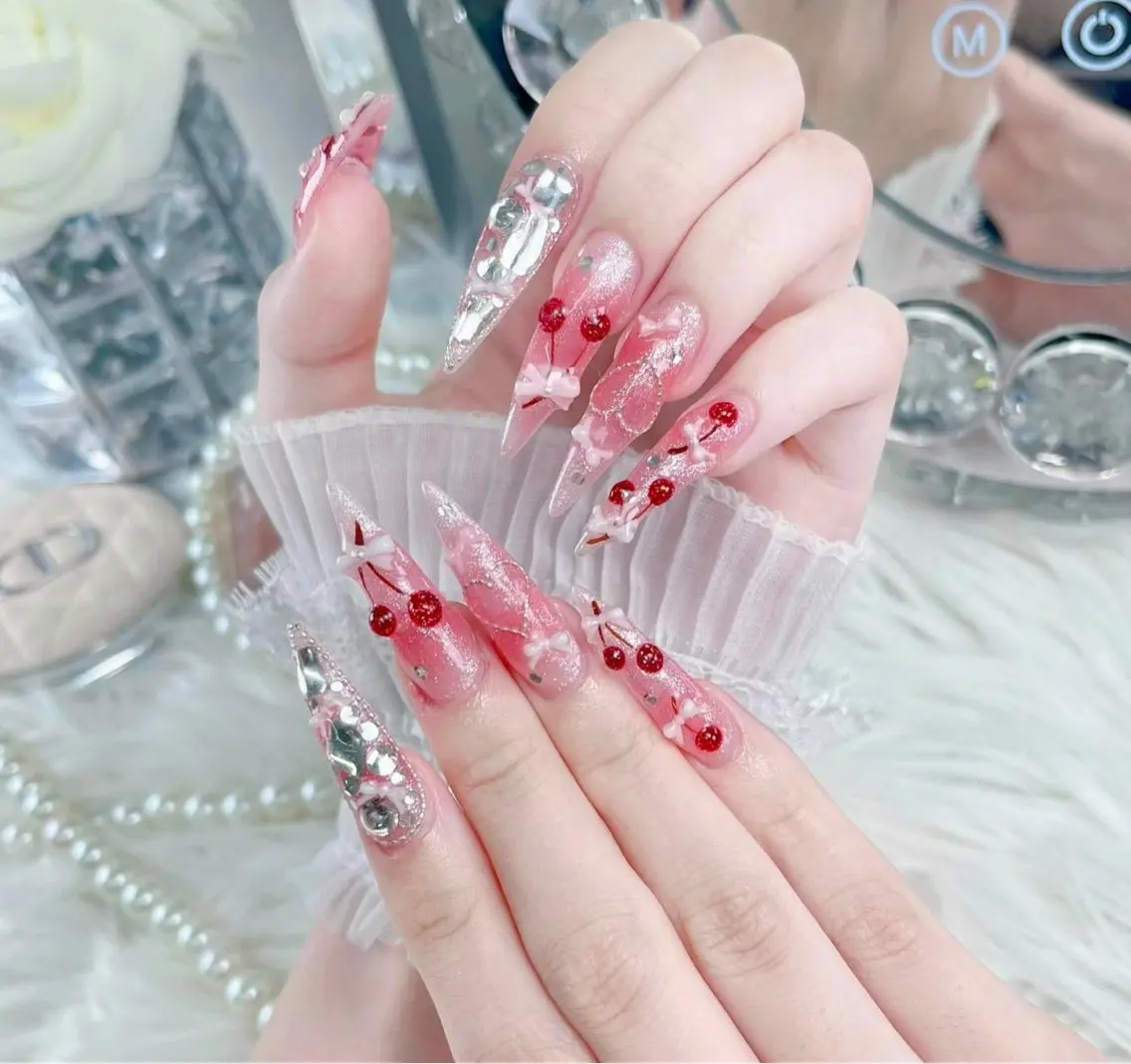 ネイル ハンドネイル REI NAIL1のネイルデザイン