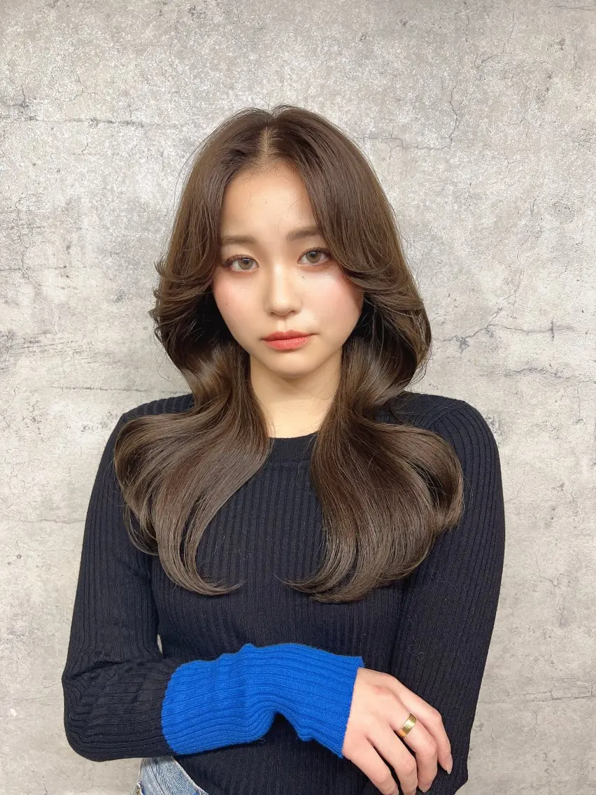 ロング カラー ヘアアレンジ カット ヘアカラー トリートメント ヘッドスパ ヘアセット 韓国レイヤー/ 顔周り💕田中将吾のヘアスタイル