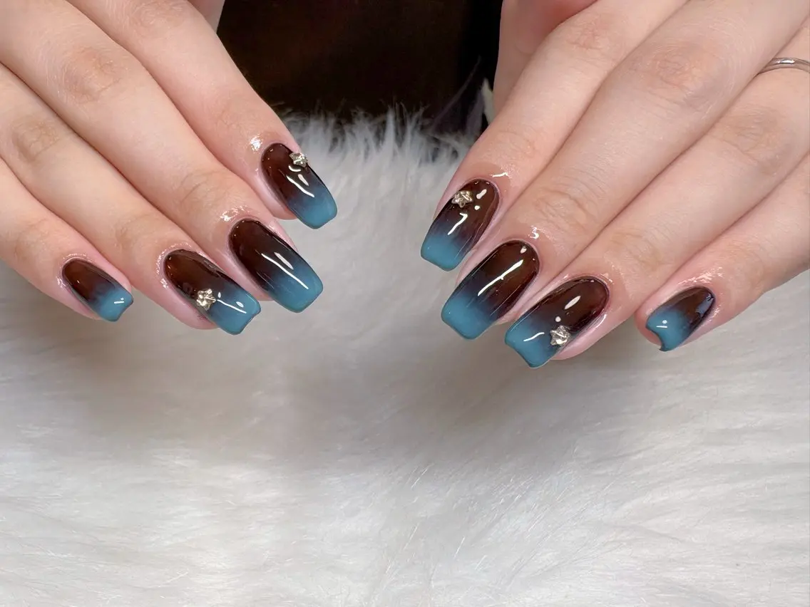 ネイル ストーンネイル ハンドネイル エン Nail salonのネイルデザイン