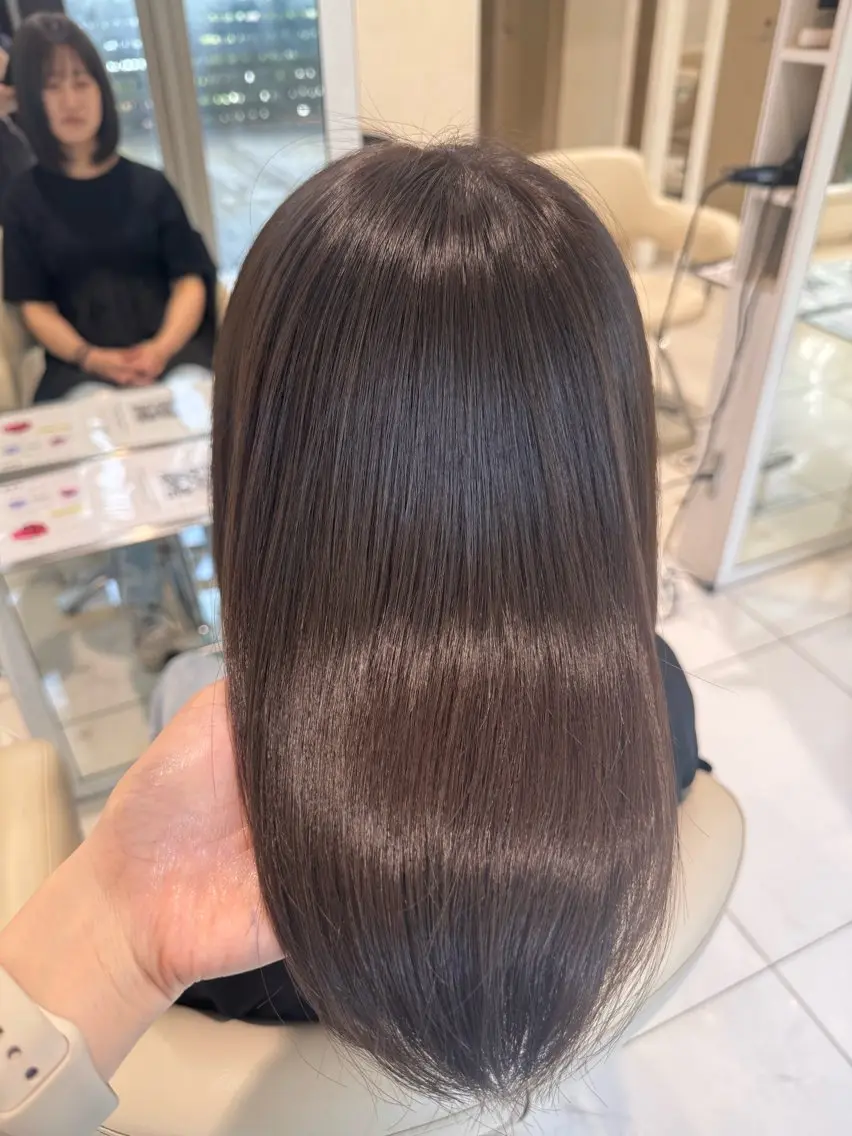 ミディアム カラー カット ヘアカラー トリートメント 松下 紗季のヘアスタイル