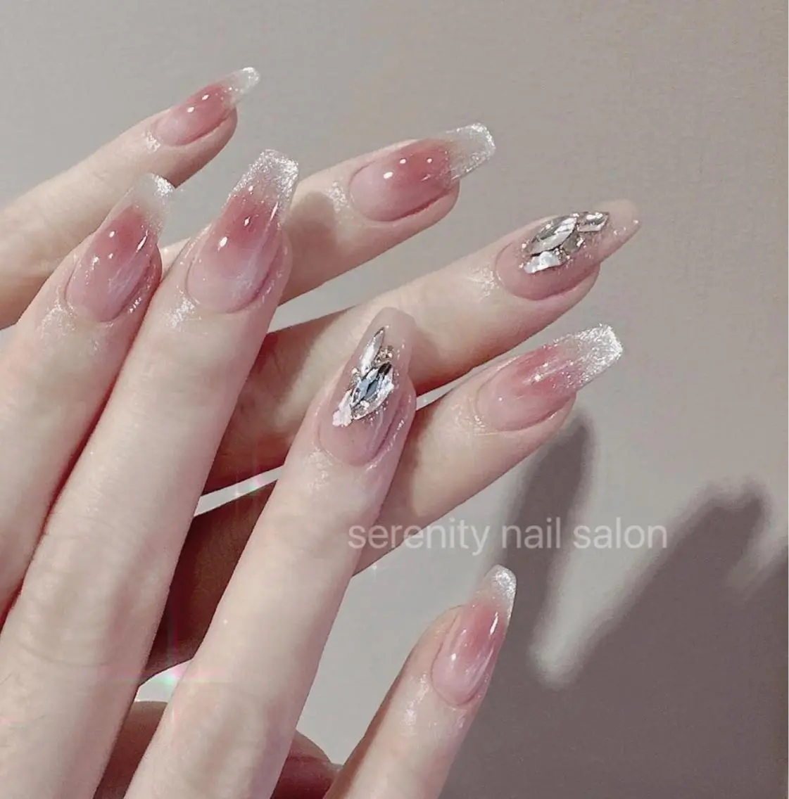 ネイル ハンドネイル ハンドケア ✨Serenity Nail salonのネイルデザイン