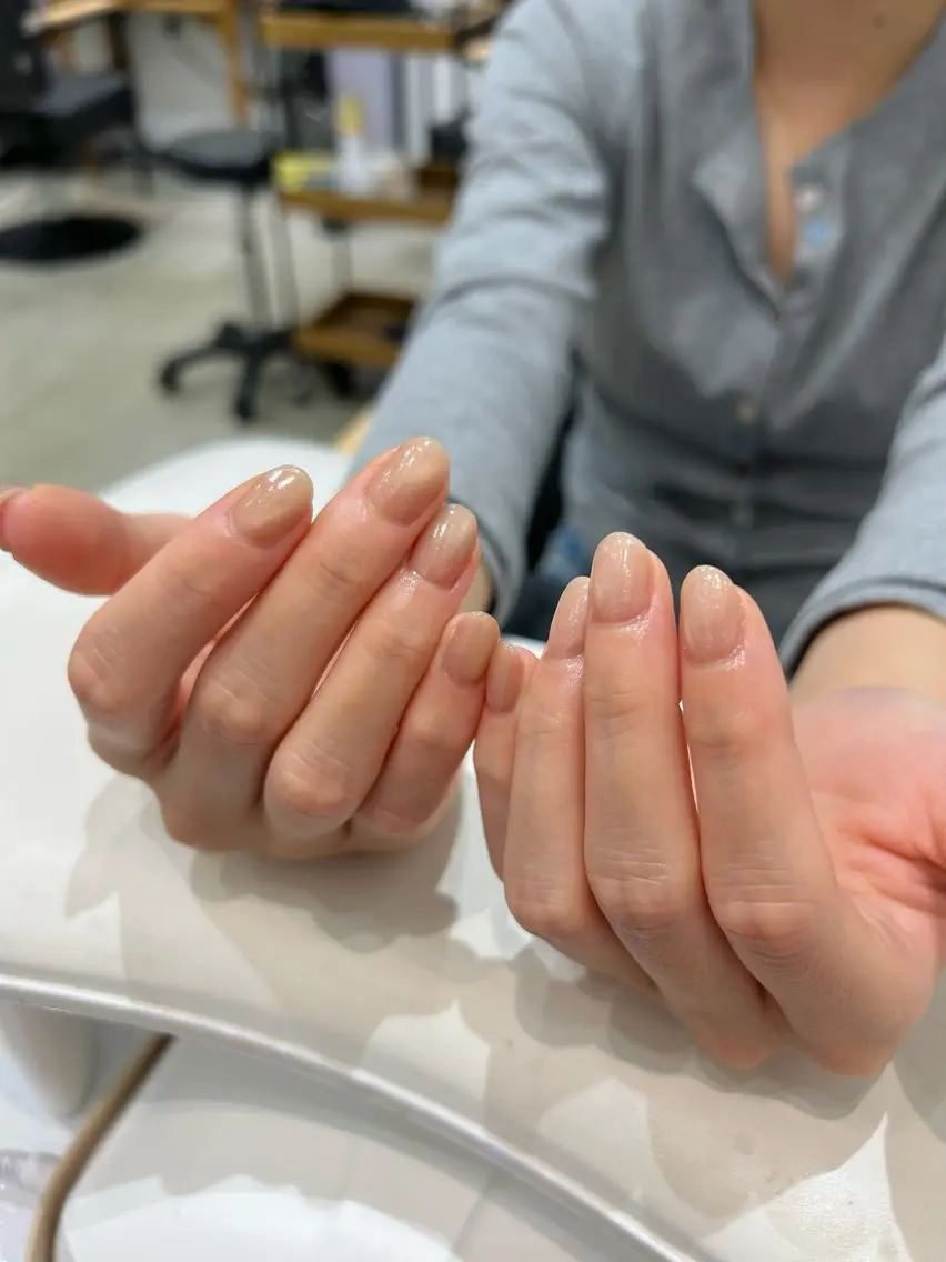 ネイル マグネットネイル ハート埋め込みネイル 💗💛miyakeのネイルデザイン
