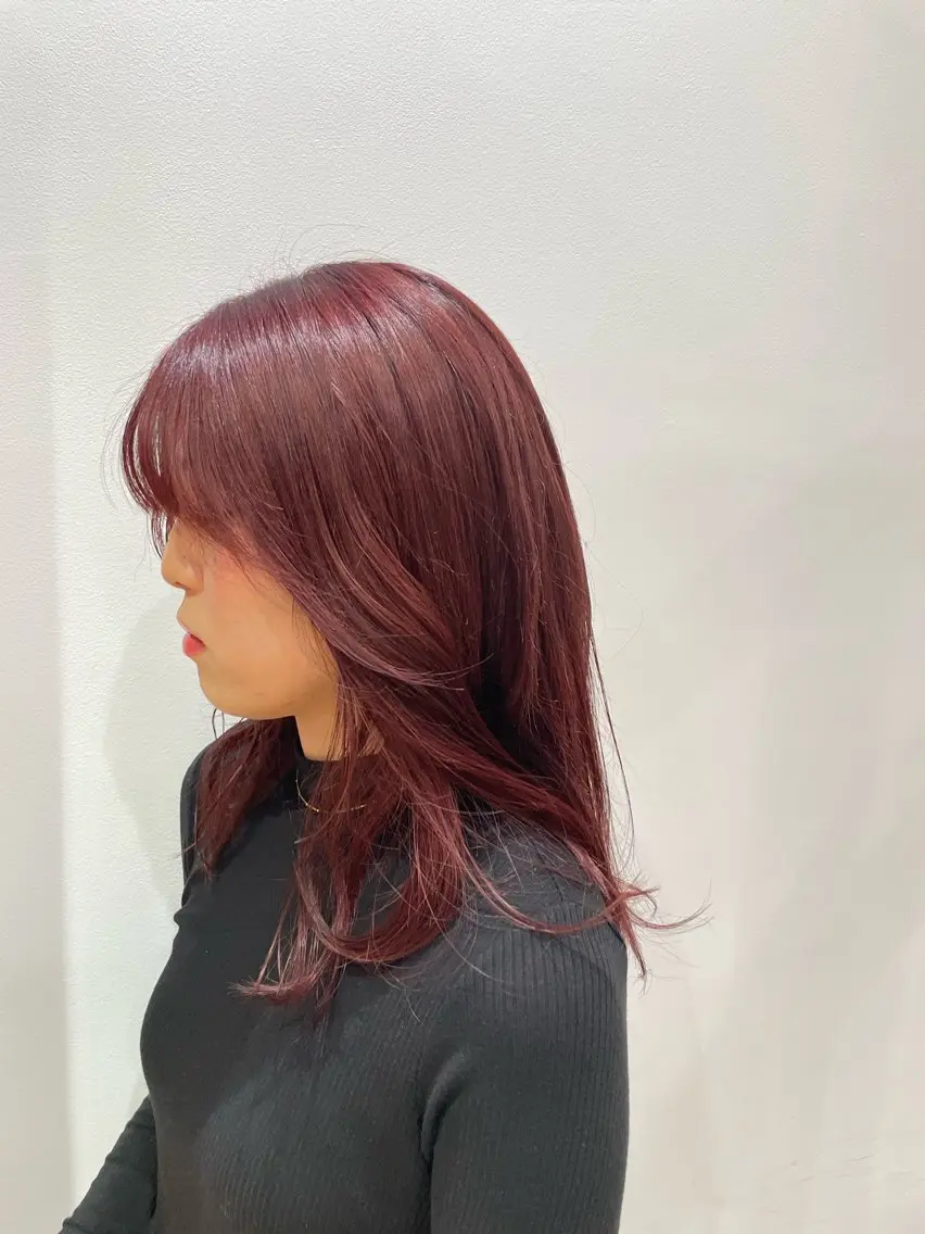 ミディアム カラー 流行デザイン特化 東方 舜のヘアスタイル