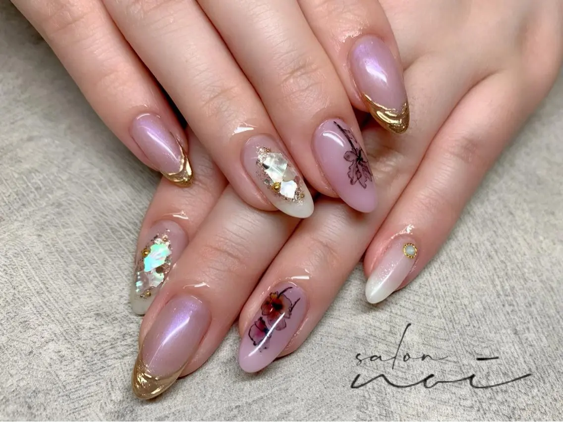 ネイル フラワーネイル ミラーネイル ハンドネイル salon noiのネイルデザイン