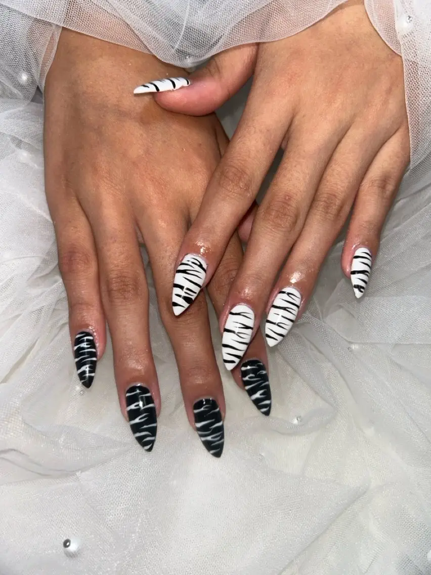 ネイル アニマル柄 nail salon Lilynのネイルデザイン