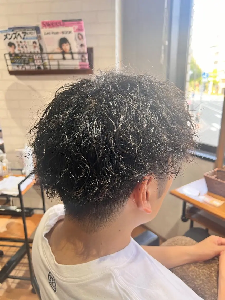 ショート パーマ ツイストスパイラルパーマ トリートメント スパイラルパーマ パーマ メンズ特化☝️添田 好恵のヘアスタイル