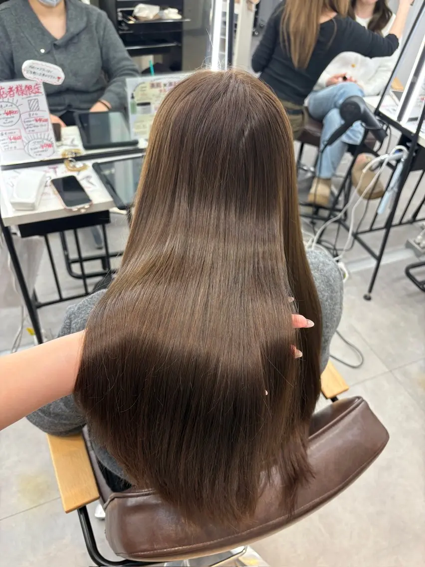 ロング カラー ヘアカラー トリートメント Hina🫧透明感 /上品/モテ🫧のヘアスタイル
