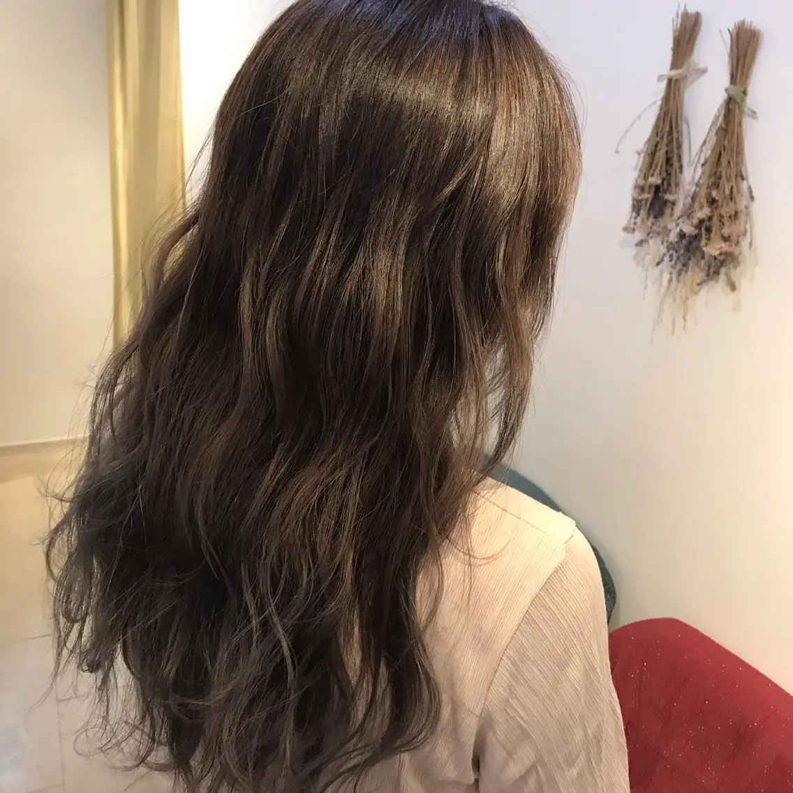 カラー グラデーションカラー ハイライトカラー 奈良橋 彩圭のヘアスタイル