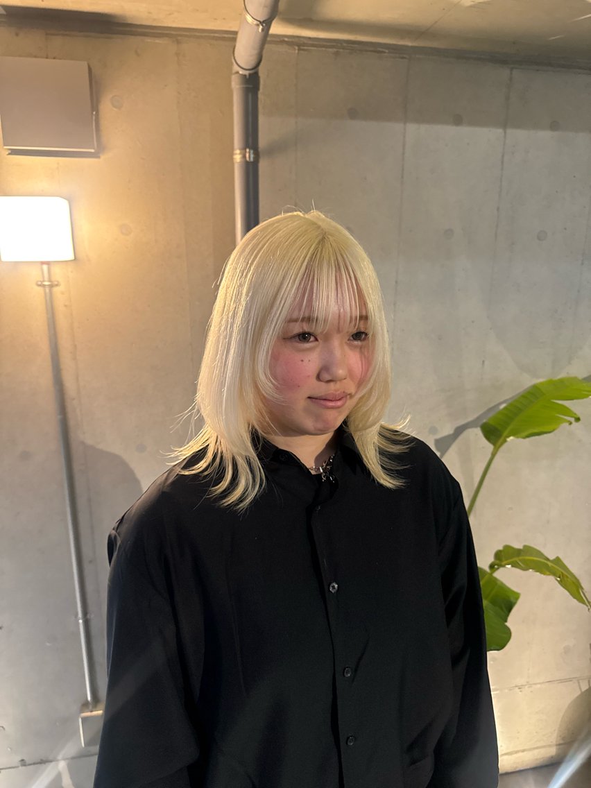 ミディアム 松田 じゅりなのヘアスタイル