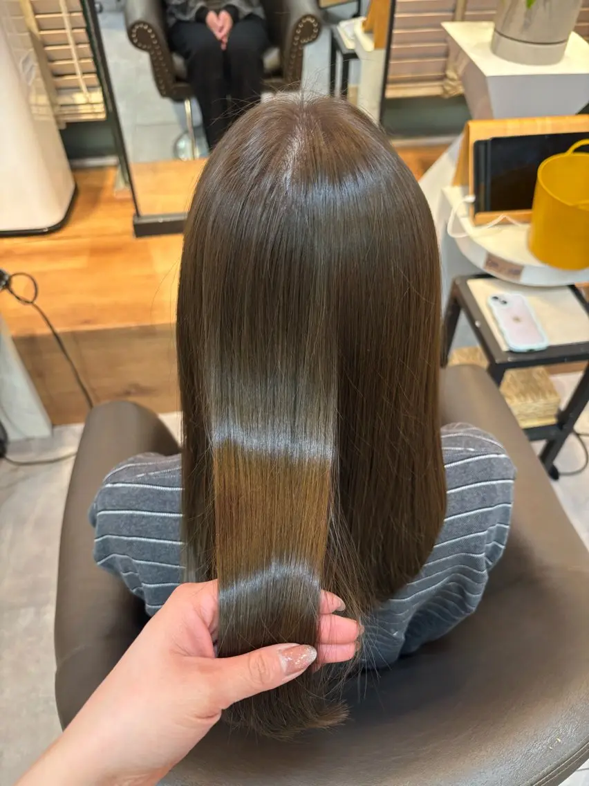⚠️営業後のご案内‼️⚠️カット&3ステップコラーゲントリートメント✨の写真