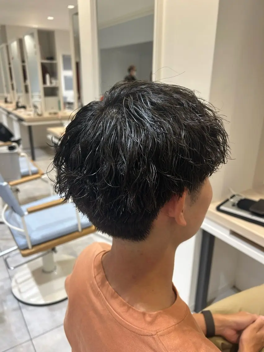 パーマ メンズ メンズパーマ 波巻きパーマ 《.Xian》ミサキ /艶髪/メンズパーマのヘアスタイル