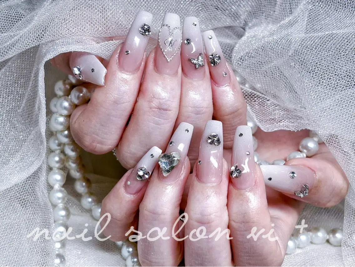 ネイル ハンドネイル ✨Nailsalon Vi+✨のネイルデザイン