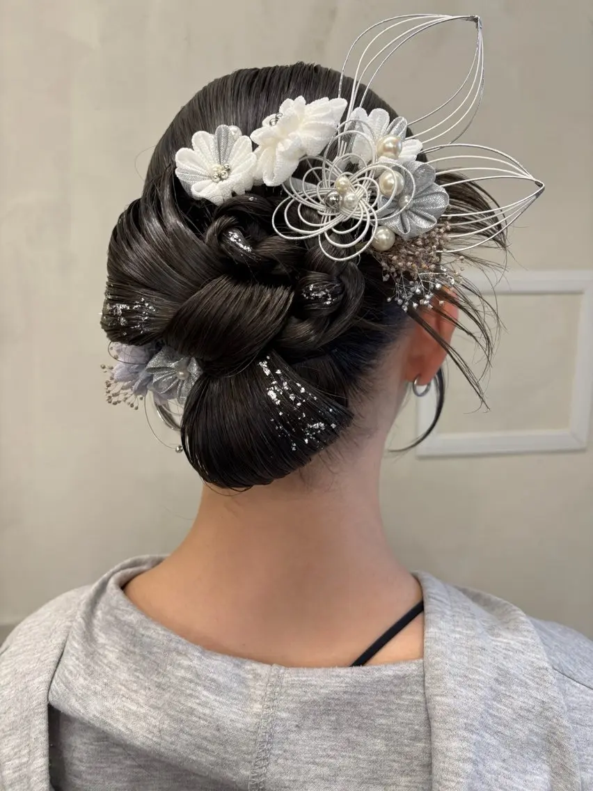 ロング カラー ヘアアレンジ ヘアセット yuuna/ ハッシュカット🎀のヘアスタイル