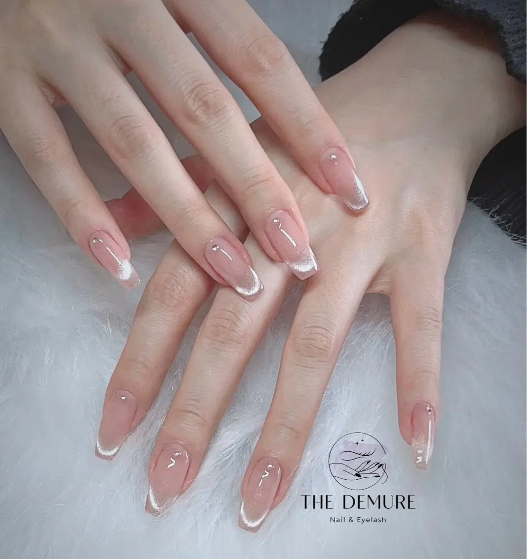 ネイル ハンドネイル ハンドケア Demure リサ銀座店のネイルデザイン