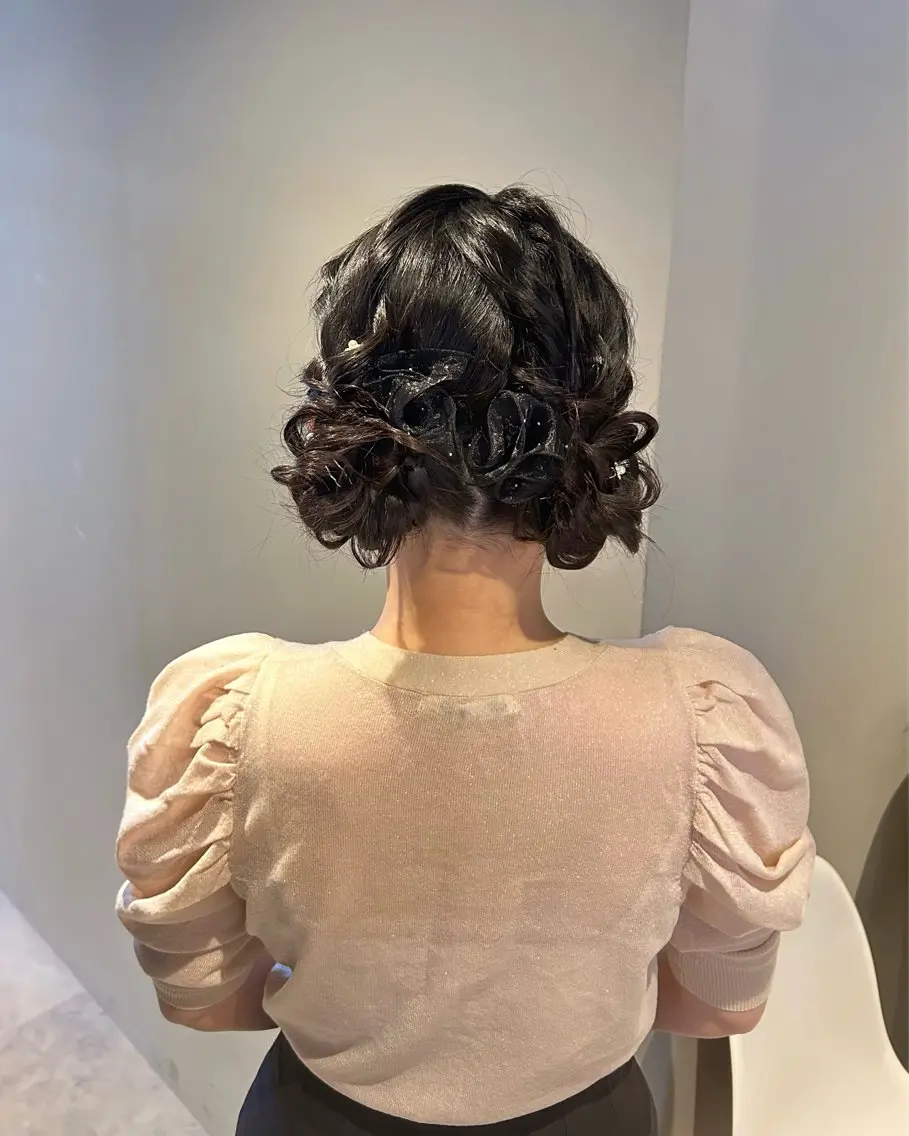 ロング ヘアアレンジ お団子ヘア ヘアセット juve.大分/ 秋月ひとはのヘアスタイル