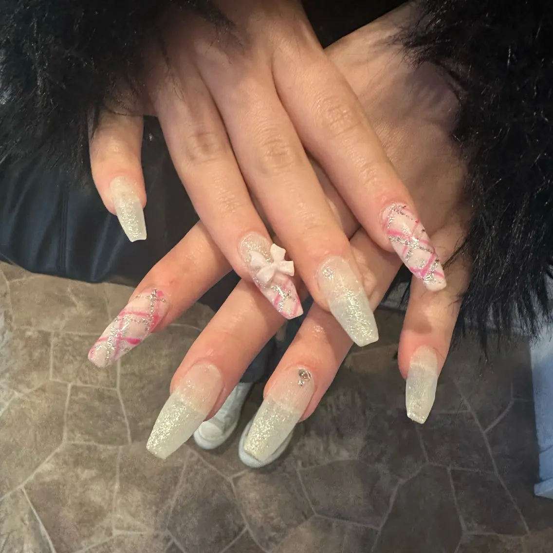 ネイル ガーリー ピンク ハンドネイル WOLTOKYO渋谷 yunaのネイルデザイン
