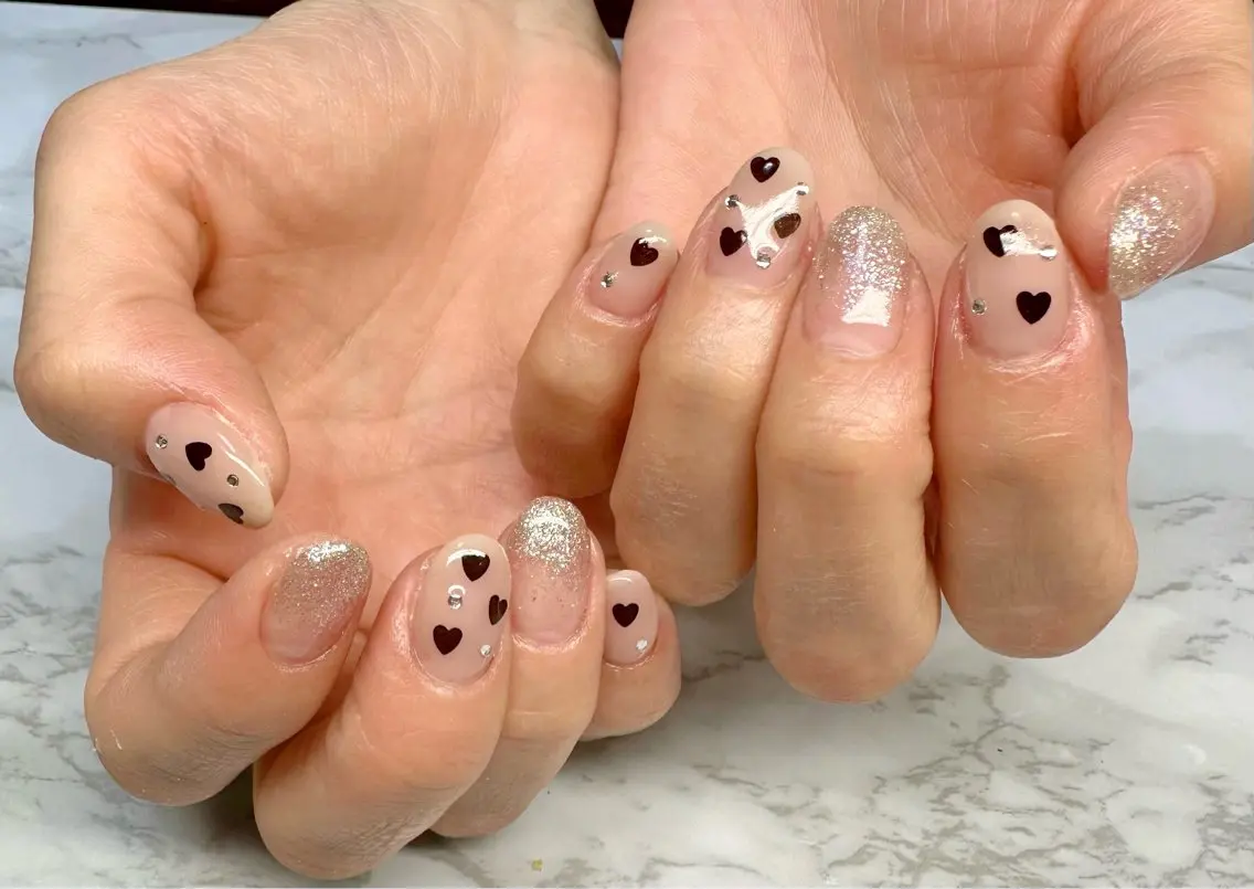 ネイル オーロラネイル ラメ(グリッター) ラメグラデーション マグネットネイル ニュアンスネイル Mai’s nailのネイルデザイン