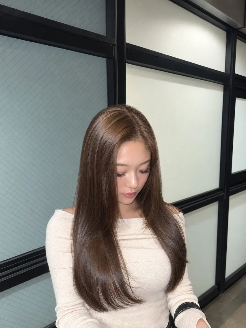 ロング カラー ベージュカラー ブリーチ 透明感カラー ダブルカラー ヘーゼル ヘアカラー トリートメント 藤井麗桜/ブリーチ /似合わせカットのヘアスタイル