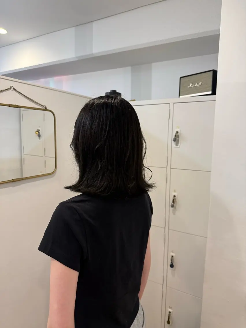 ミディアム ヘアカラー 大山 倫摩のヘアスタイル