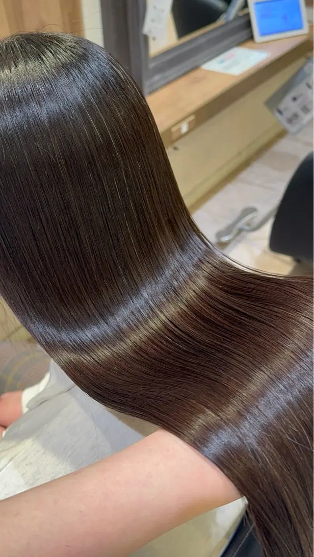 ロング トリートメント さら艶レイヤーカット 🩶Suzuneのヘアスタイル