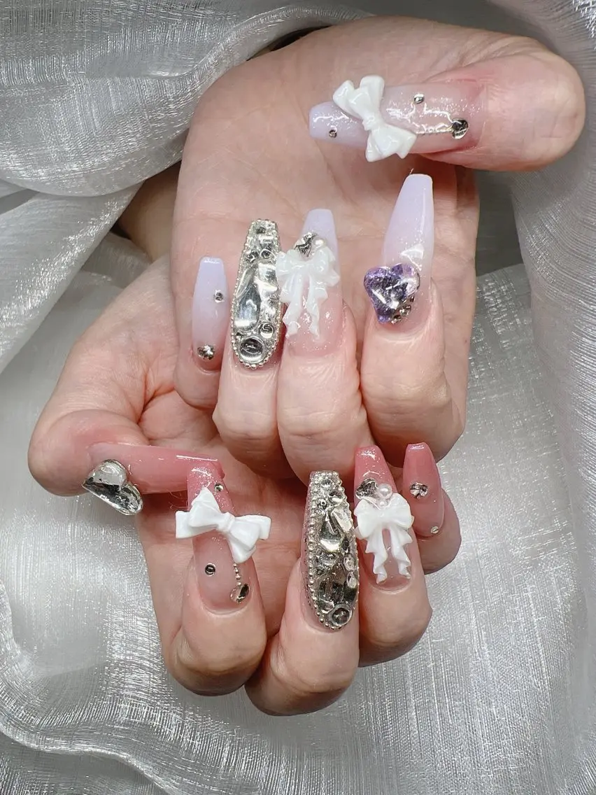 ネイル 長さ出し グラデーション キラキラネイル マグネットネイル ニュアンスネイル Lee Nails チップ長さだし専門店のネイルデザイン
