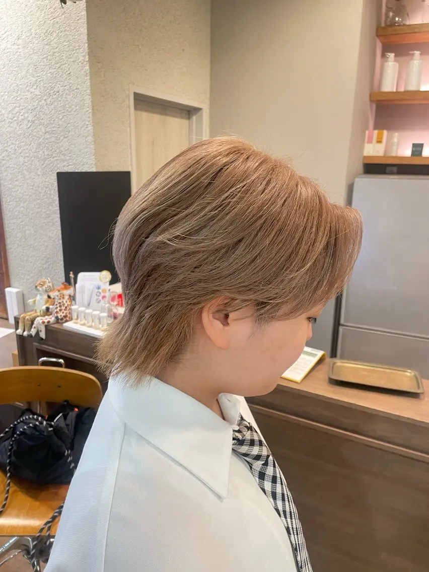 ショート ウルフカット カット ヘアカラー オオシマ ミユのヘアスタイル