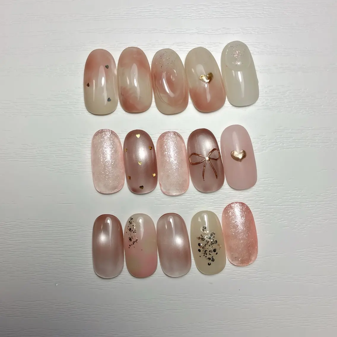 ネイル フットネイル 氷ネイル・うるうるネイル マグネットネイル ニュアンスネイル シンプルネイル ハンドネイル nail salon anoneのネイルデザイン