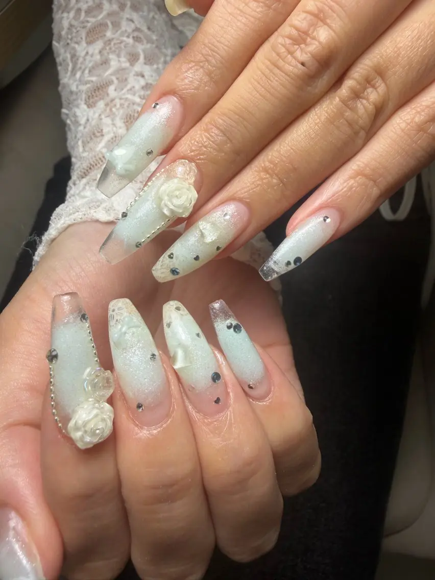 ネイル 【 Silk 】 カンナのネイルデザイン
