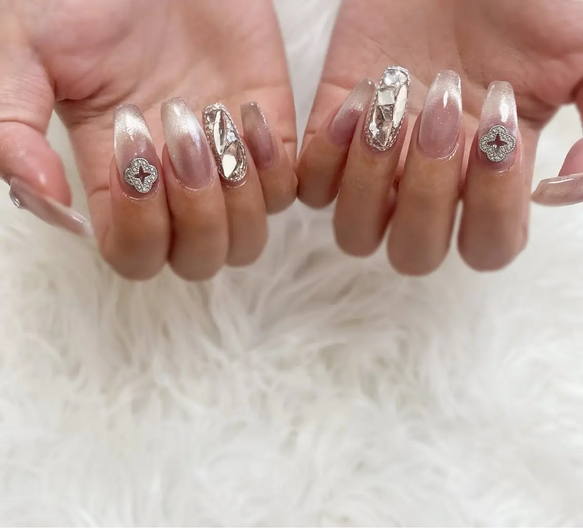 ネイル ESPOIR Ｎのネイルデザイン