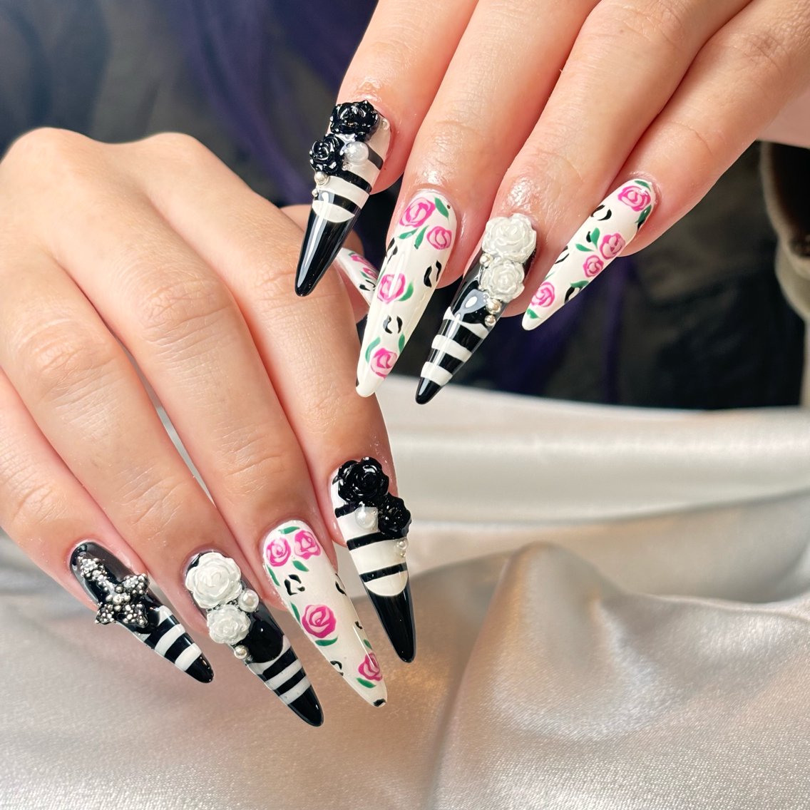 ネイル 桜ネイル 長さ出し フレンチネイル 韓国ネイル マグネットネイル ハンドネイル Kiwami nailsalonのネイルデザイン