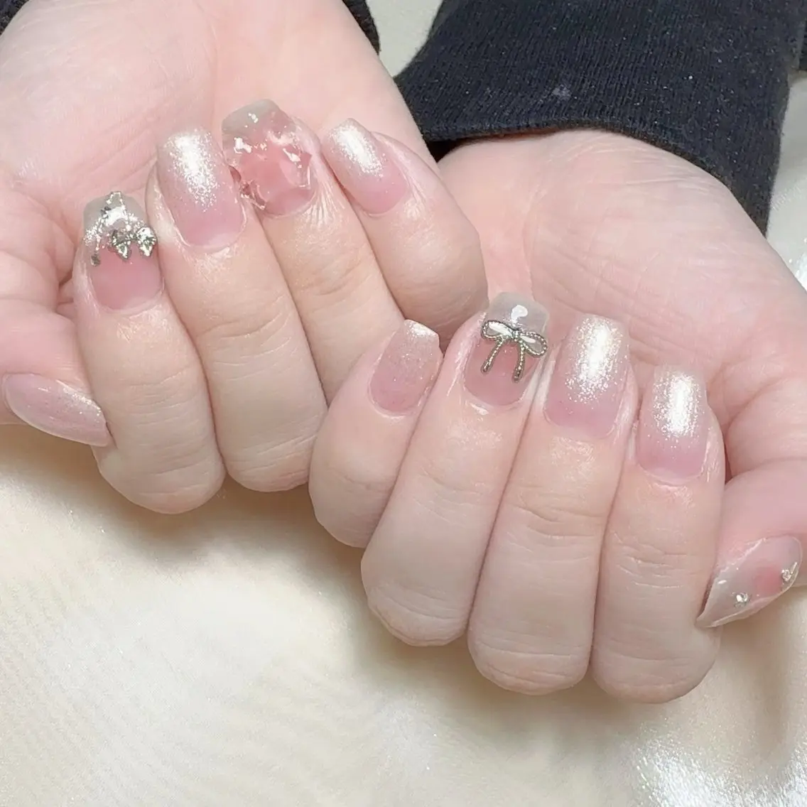 メンズ ネイル メンズ韓国風 アートネイル オーロラネイル ガーリー キラキラネイル ハンドネイル Nail salon 木にいるのネイルデザイン
