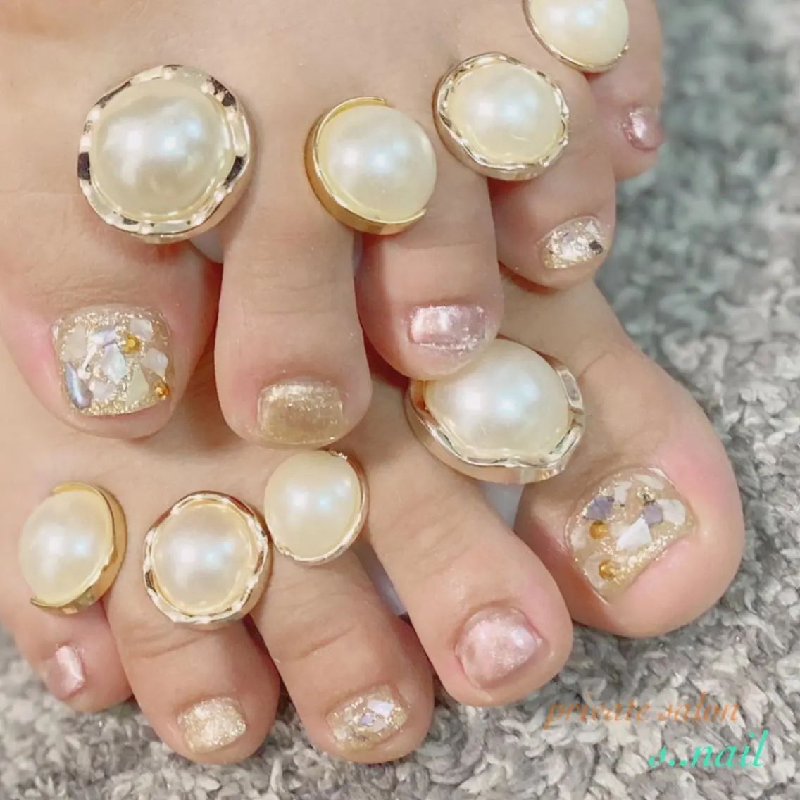 ネイル フットネイル キラキラネイル ハンドネイル フットネイル s..nail / MORITAのネイルデザイン