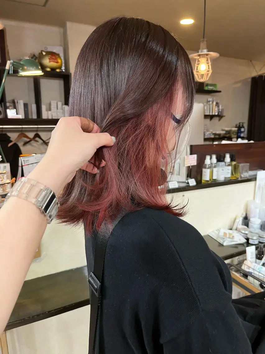 ミディアム 立野 希沙のヘアスタイル