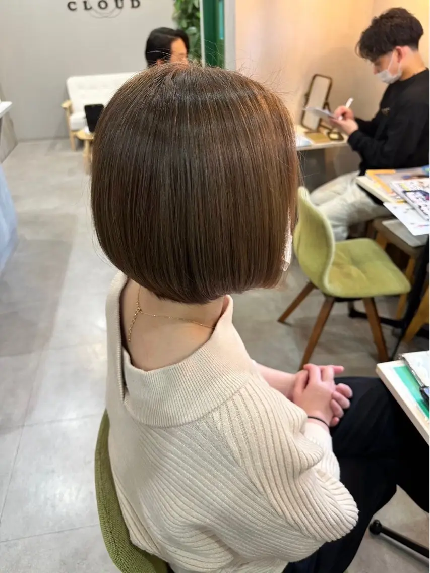 ショート カラー ベージュカラー ブラウンカラー 透明感カラー ヘアカラー 田端 楓空のヘアスタイル