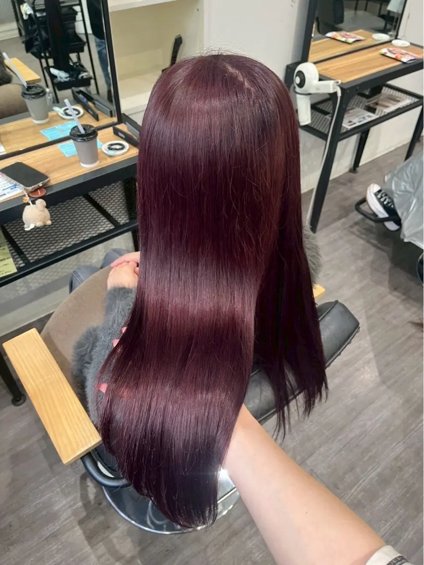 ロング nijika/ カラーリスト🫧のヘアスタイル
