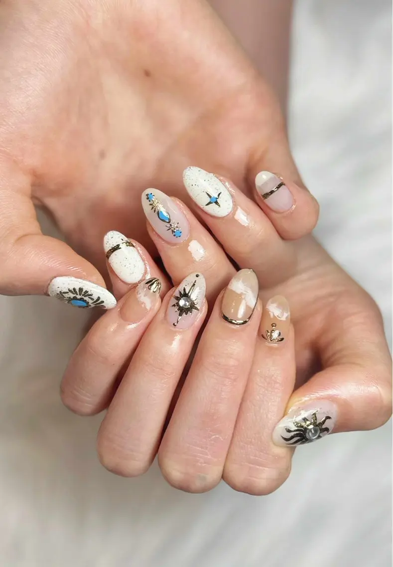 ネイル オーロラネイル チークネイル フットネイル フレンチネイル ジェルネイル ハンドネイル Nichi Nailsのネイルデザイン