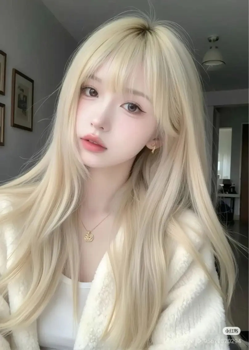 ロング カラー ブリーチ ブロンド ハイトーンカラー ホワイトブロンド ヘアカラー トリートメント 💗トレンドモテヘア Natsumi 💗のヘアスタイル