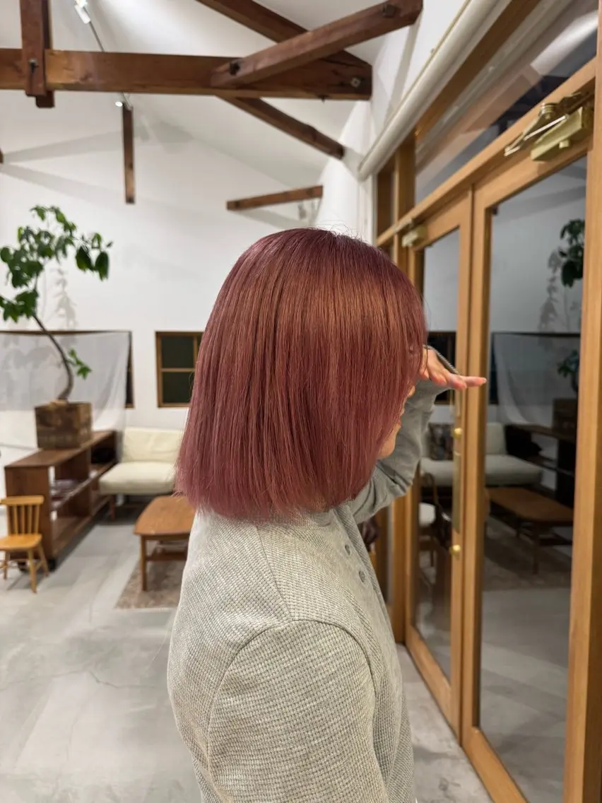 ミディアム ヘアカラー 亀山 友菜のヘアスタイル